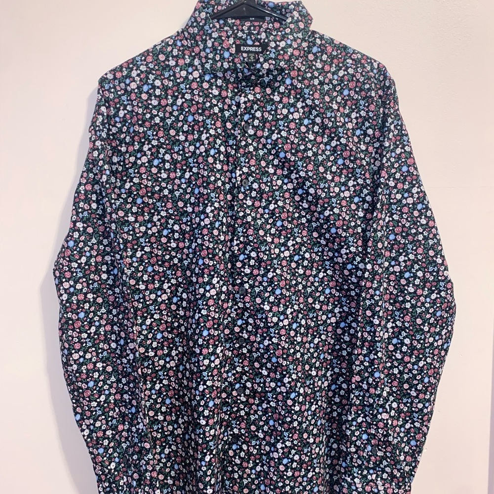 EXPRESS FLORAL LONG SLEEVE